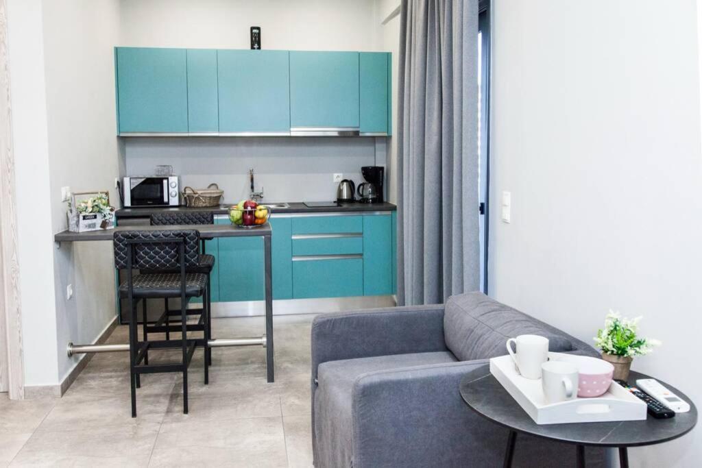 E Spacious Cornered Brand New Studio Apartment E Athens Ngoại thất bức ảnh