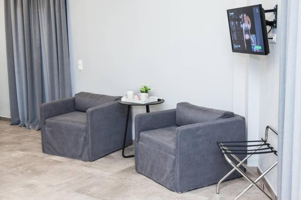E Spacious Cornered Brand New Studio Apartment E Athens Ngoại thất bức ảnh